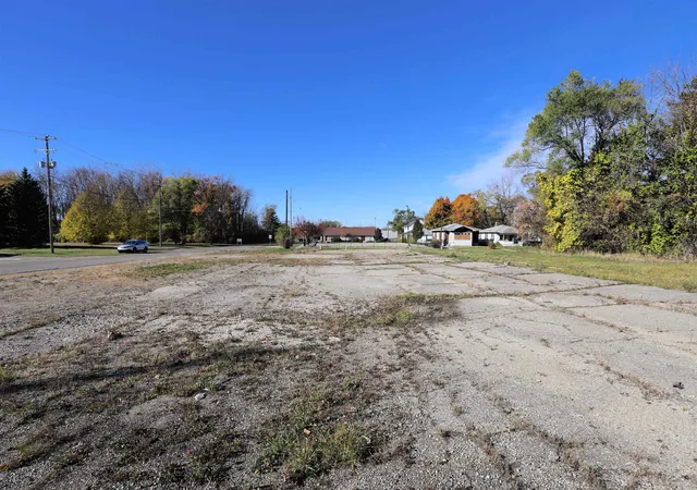 Photo 3 of Land for sale at 702/718 W Flint Park Blvd, Flint, MI 48505 | MLS# 50193522 | Listing updated on 2026-06-18