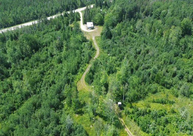 1st image of 2184 N N Gulliver Lake Rd, Gulliver, MI 49840 | MLS# 50214552