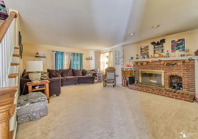 3rd image of 788 N Linville St, Westland, MI 48185 | MLS# 50192273