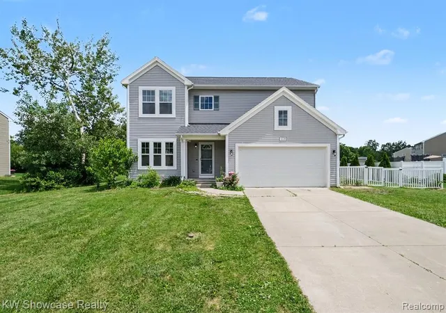 2nd image of 4339 Pebble Creek Blvd, Grand Blanc, MI 48439 | MLS# 61005402