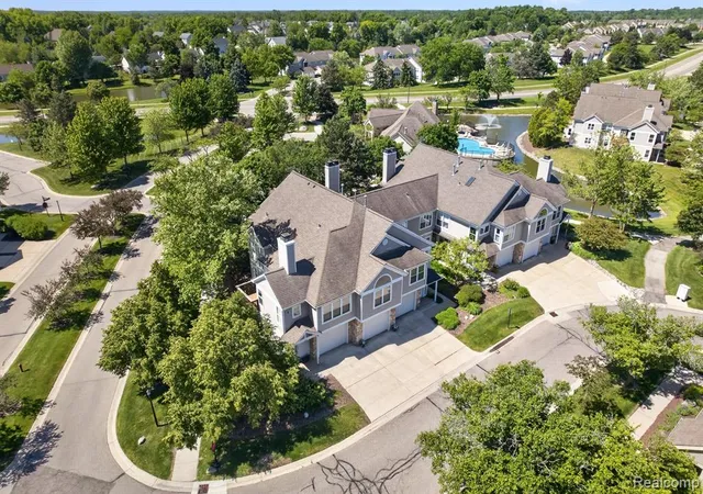 1st image of 1641 Coburn Dr, Ann Arbor, MI 48108 9621 | MLS# 60998836