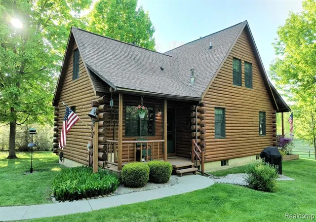 1st image of 10373 Twin Lakes Dr, Otisville, MI 48463 | MLS# 60315324