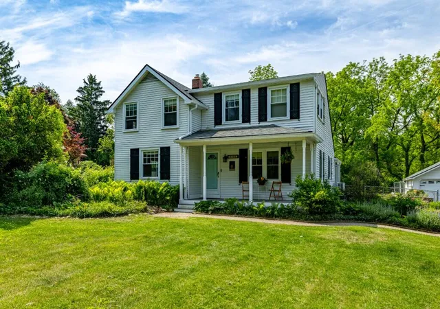 Photo 3 of Single family home for sale at 3705 Dexter Ann Arbor Rd, Ann Arbor, MI 48103 | MLS# 70536301 | Listing updated on 2026-09-05