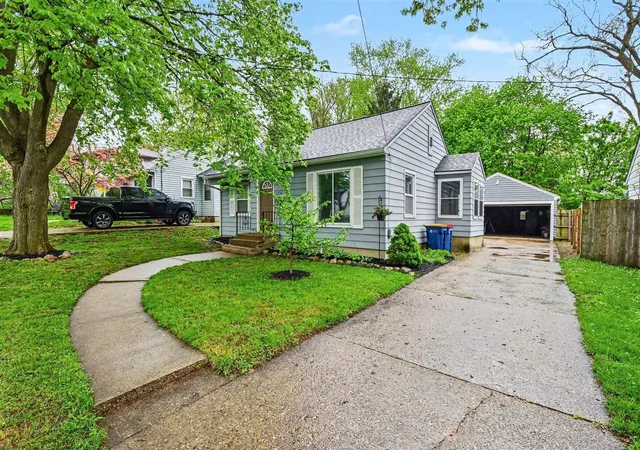 Photo 1 of Single family home for sale at 1350 Lewison Ave, Grand Rapids, MI 49505 | MLS# 70528722 | Listing updated on 2026-05-03