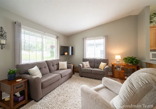 Homes for sale in Gowen, MI | 13178 Spruceridge Rd, Gowen, MI 49326 | MLS# 70538572