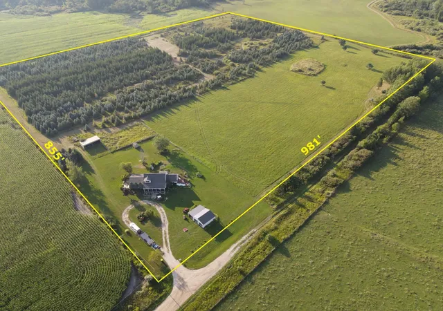 Photo 2 of Single family home for sale at 668 S Nelson, Merritt, MI 49667 | MLS# 80071943 | Listing updated on 2026-08-08