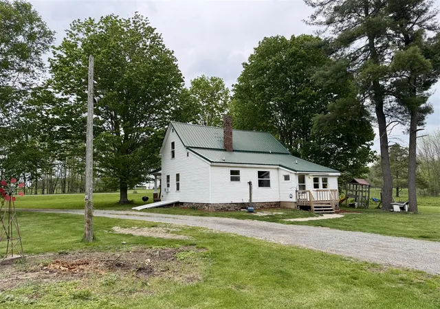 Homes for sale in Hesperia, MI | 9435 E Garfield Rd, Hesperia, MI 49421 | MLS# 70532850