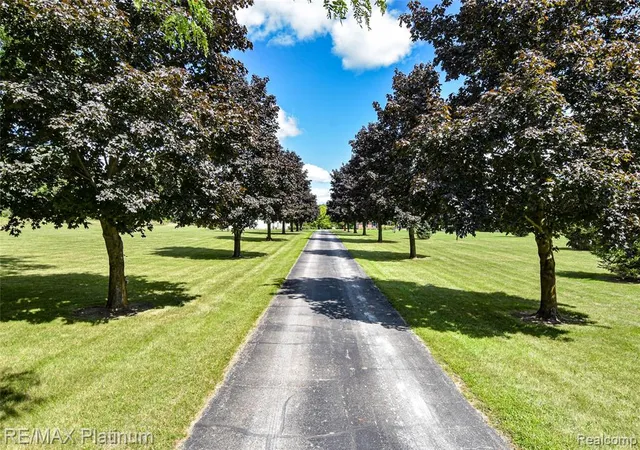 3rd image of 7650 Owosso Rd, Fowlerville, MI 48836 | MLS# 61022227