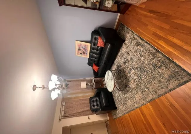 2nd image of 20170 Alhambra St, Southfield, MI 48076 5417 | MLS# 61023727