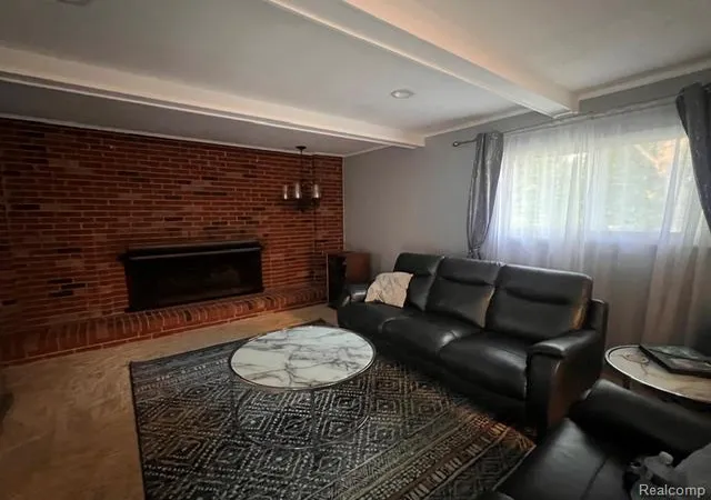 Photo 4 of Single family home for sale at 20170 Alhambra St, Southfield, MI 48076 5417 | MLS# 61023727 | Listing updated on 2026-08-25