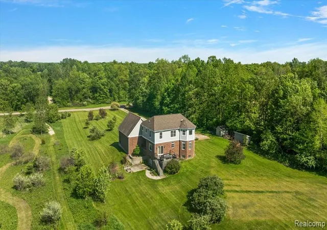 Homes for sale in Metamora, MI | 5035 Hidden Ridge Dr, Metamora, MI 48455 | MLS# 60998178