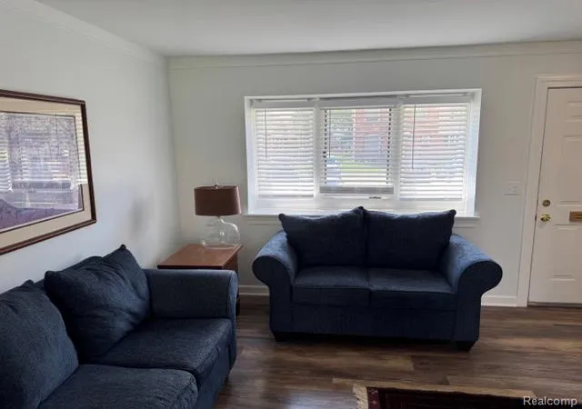 Listing Photo 5 - Condo for sale in building located at 20250 Great Oaks Cir, Clinton Township, MI 48036