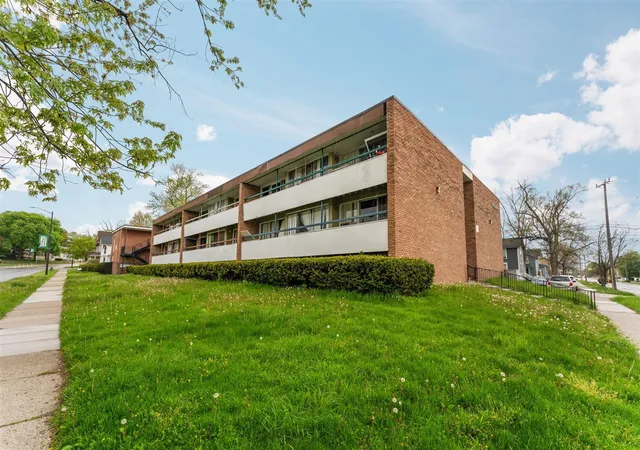 Homes for sale in Ypsilanti, MI | 207 Ballard St #106, Ypsilanti, MI 48197 | MLS# 70530683