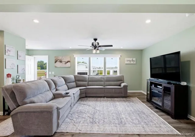 Photo 5 of Manufactured home for sale at 287 Rosebud Ct, Port Huron, MI 48060 | MLS# 61010062 | Listing updated on 2026-08-30