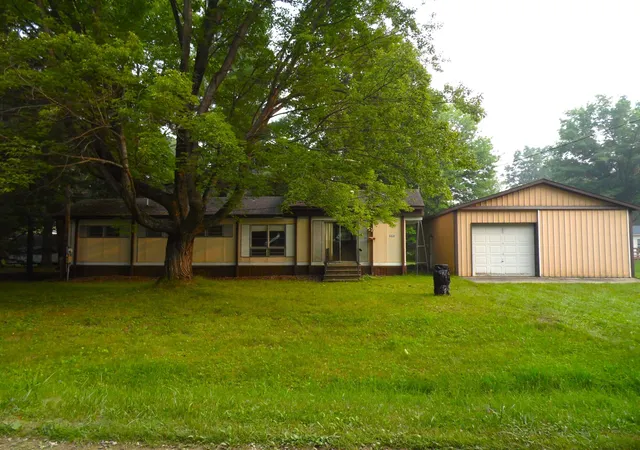 1st image of 668 Big Oaks St, Gladwin, MI 48624 | MLS# 50215363