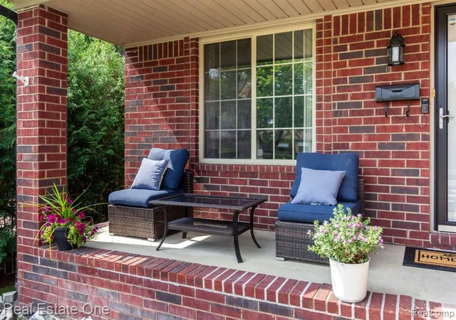 Photo 3 of Sale Pending at 23410 Joy St, Saint Clair Shores, MI 48082 2529 | MLS# 61013861 | Listing updated on 2026-09-25