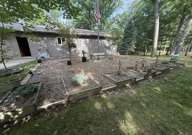 3rd image of 8733 S James Rd, Baldwin, MI 49304 | MLS# 70490530