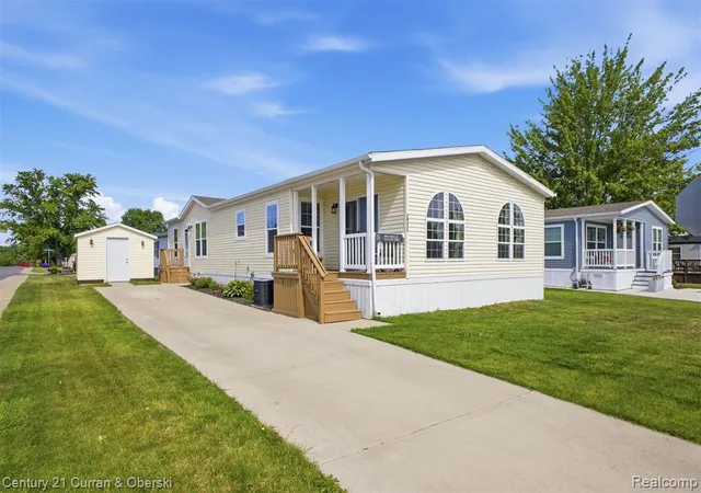 Homes for sale in Plymouth, MI | 14111 Wilson, Plymouth, MI 48170 | MLS# 61007473