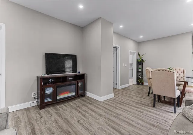 5th image of 4472 French Rd, Detroit, MI 48214 | MLS# 60960659