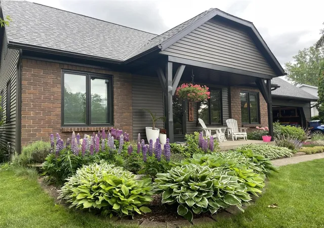 Homes for sale in Grand Rapids, MI | 2646 Monroe Ave, Grand Rapids, MI 49505 | MLS# 70514787