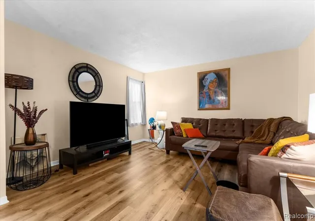Photo 5 of Condo for sale at 33397 Fargo St, Livonia, MI 48152 1453 | MLS# 61025671 | Listing updated on 2026-08-29