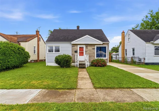 2nd image of 12848 Vernon Ave, Warren, MI 48089 | MLS# 61002927