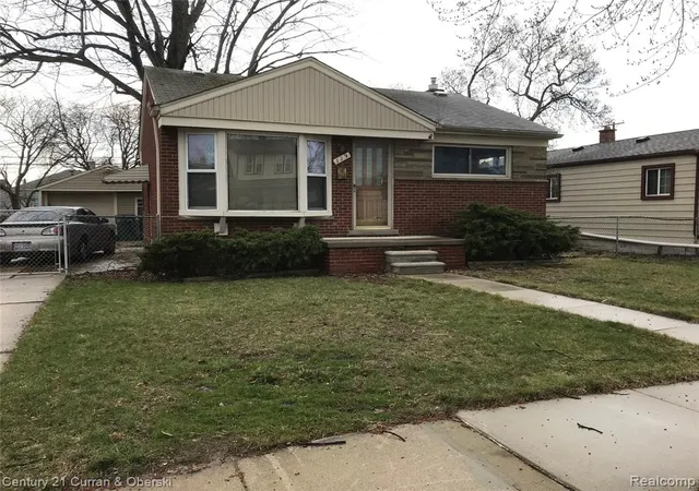 Homes for sale in Lincoln Park, MI | 729 Cleophus Pkwy, Lincoln Park, MI 48146 | MLS# 60979433