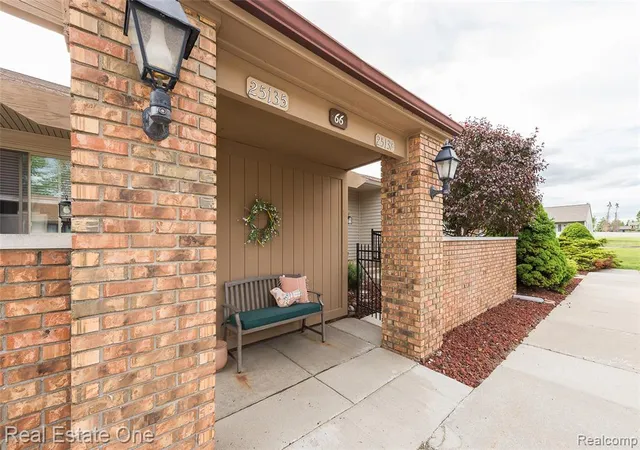 1st image of 25137 Jefferson Ct #4, South Lyon, MI 48178 | MLS# 60995059