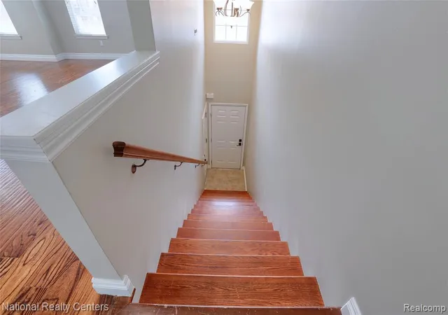 Listing Photo 4 - Condo for sale in building located at 8455 Williamstown Dr, Shelby Township, MI 48316