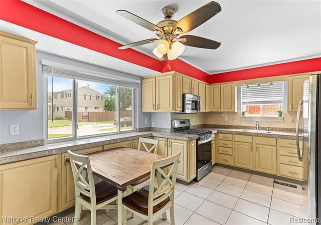 Homes for sale in Clawson, MI | 1361 Langley Blvd, Clawson, MI 48017 | MLS# 61010253