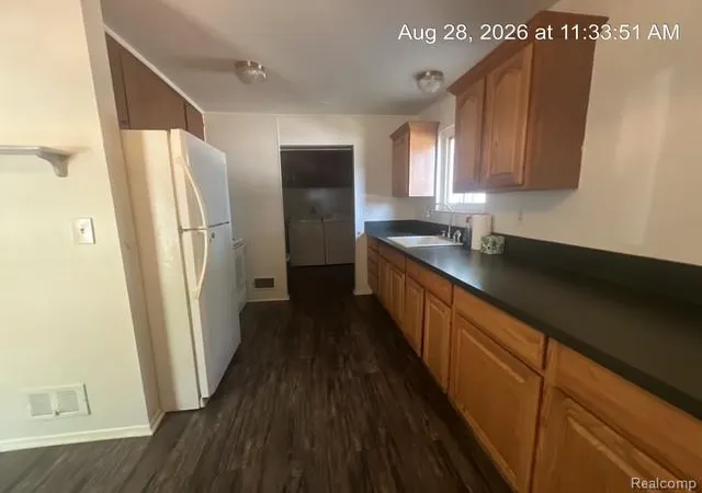 Photo 4 of Single family home for sale at 25404 N Dartmouth St, Dearborn Heights, MI 48125 | MLS# 61026199 | Listing updated on 2026-09-17