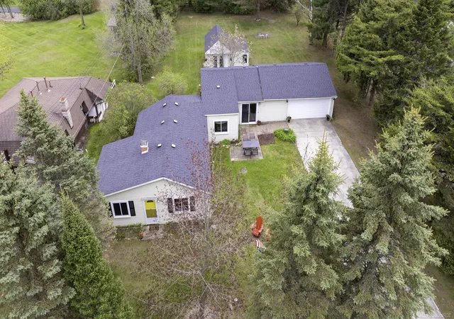 Homes for sale in Lexington, MI | 7672 Schroeder Rd, Lexington, MI 48450 | MLS# 50206802
