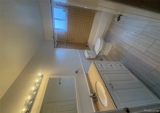 Photo 17 of Single family home for sale at 33 E Brockton Ave, Madison Heights, MI 48071 | MLS# 61026131 | Listing updated on 2026-09-01