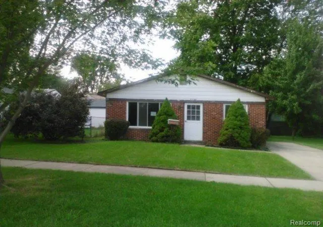 Single Family Residence at 5846 Westlake St, Taylor, MI 48180 | MLS# 20574343 |  | Sold on 2012-12-10