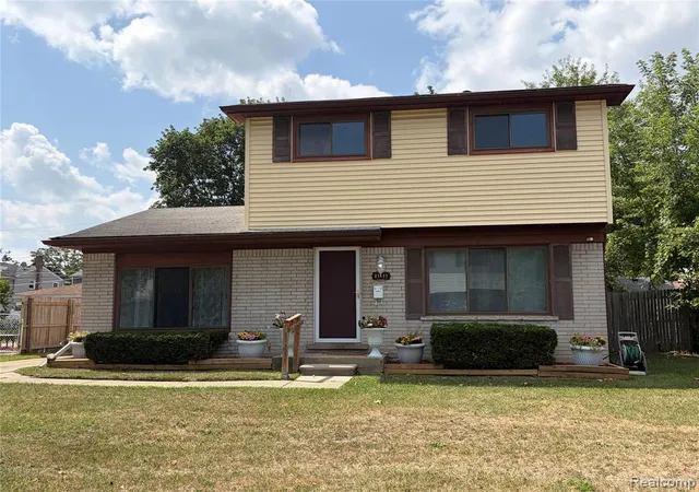 Photo 1 of Single family home for sale at 23101 Purdue Ave, Farmington Hills, MI 48336 6300 | MLS# 61024233 | Listing updated on 2026-09-03