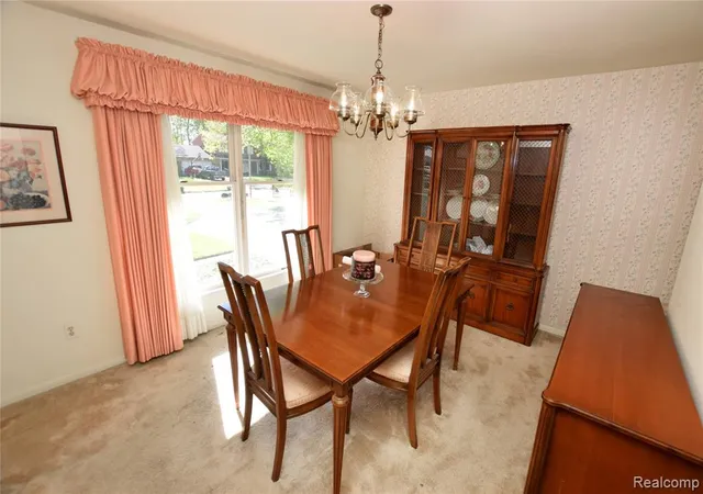 3rd image of 1349 Ox Yoke Dr, Flint, MI 48532 2353 | MLS# 60994133