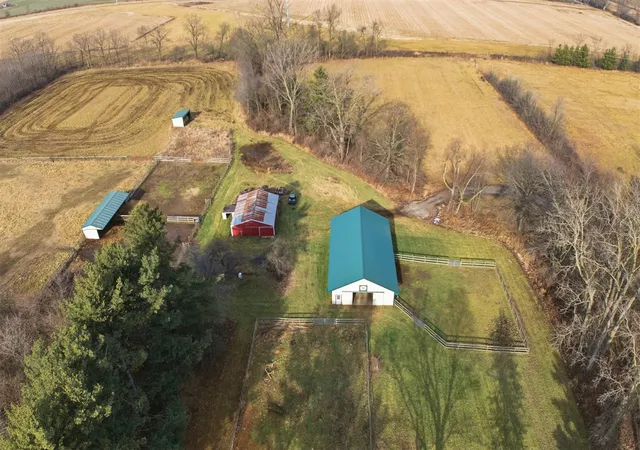 33rd image of 9378 Smith Rd, Tecumseh, MI 49286 | MLS# 70512210