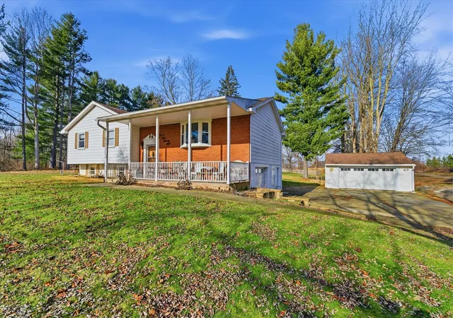 4th image of 9378 Smith Rd, Tecumseh, MI 49286 | MLS# 70512210