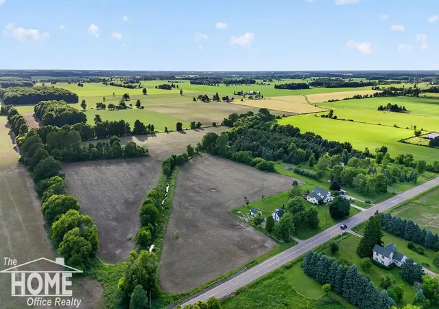 Homes for sale in Corunna, MI | 3553 N State Rd, Corunna, MI 48867 | MLS# 50212181