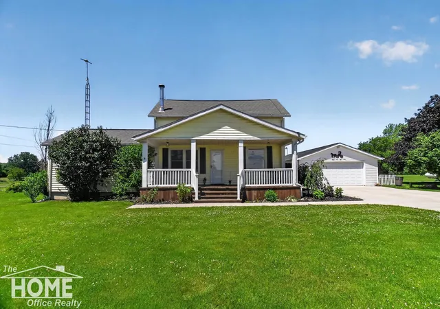 Homes for sale in Corunna, MI | 3553 N State Rd, Corunna, MI 48867 | MLS# 50212181