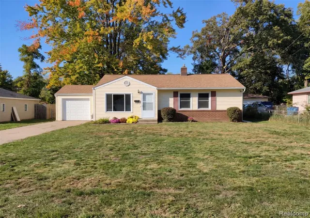 Photo 1 of Single family home for sale at 641 Kendalwood St, Grand Rapids, MI 49505 | MLS# 61039350 | Listing updated on 2026-10-30