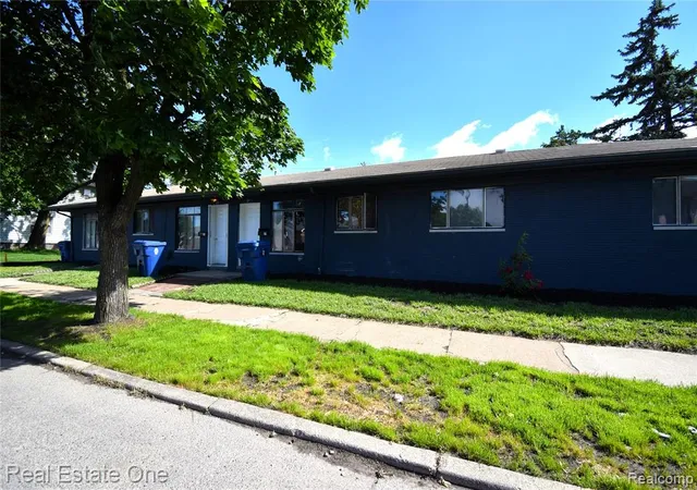Homes for sale in River Rouge, MI | 162 Burke St, River Rouge, MI 48218 | MLS# 61002143