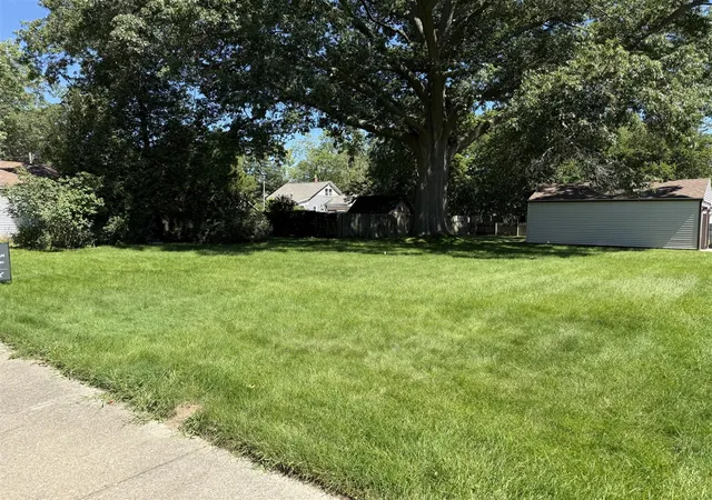 Photo 1 of Sale Pending at 2400 Denmark St, Muskegon, MI 49441 | MLS# 70554412 | Listing updated on 2026-08-28