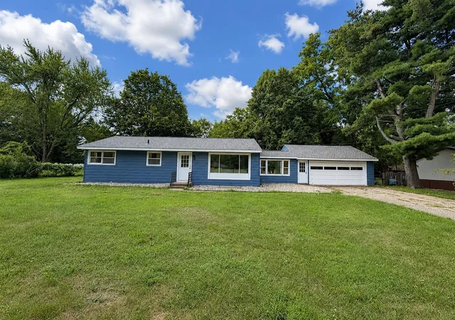 Photo 2 of Single family home for sale at 6060 Twilight Ave, Kalamazoo, MI 49048 | MLS# 70554033 | Listing updated on 2026-09-09