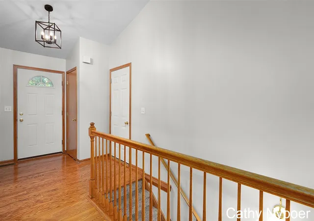 Photo 3 of Sale Pending at 4330 Aspen Trails Dr, Grand Rapids, MI 49546 | MLS# 70500773 | Listing updated on 2025-11-21