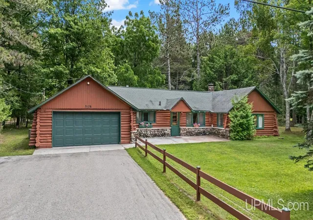 Photo 1 of Single family home for sale at 3826 L15 Ln, Escanaba, MI 49829 | MLS# 50182850 | Listing updated on 2025-09-23