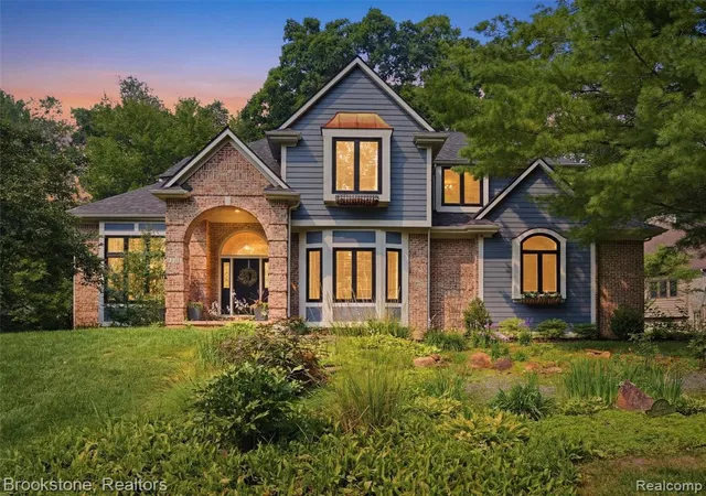 Photo 1 of Single family home for sale at 10218 Creekwood Trl, Davisburg, MI 48350 2059 | MLS# 61013442 | Listing updated on 2026-08-30