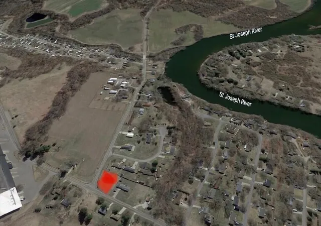 Photo 1 of Land for sale at 2022 Pipestone Rd, Benton Harbor, MI 49022 | MLS# 70553420 | Listing updated on 2026-08-19