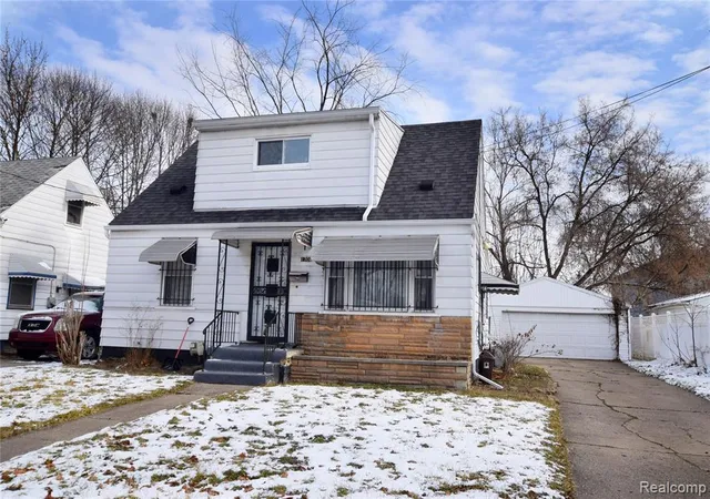 1st image of 1701 Park St, Flint, MI 48503 4059 | MLS# 60971277