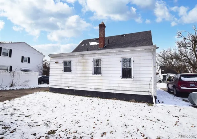2nd image of 1701 Park St, Flint, MI 48503 4059 | MLS# 60971277